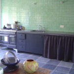 purple-green-kitchen