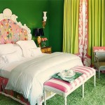 bedroom-in-green-and-pink