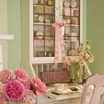 vintage-desk-green-pink